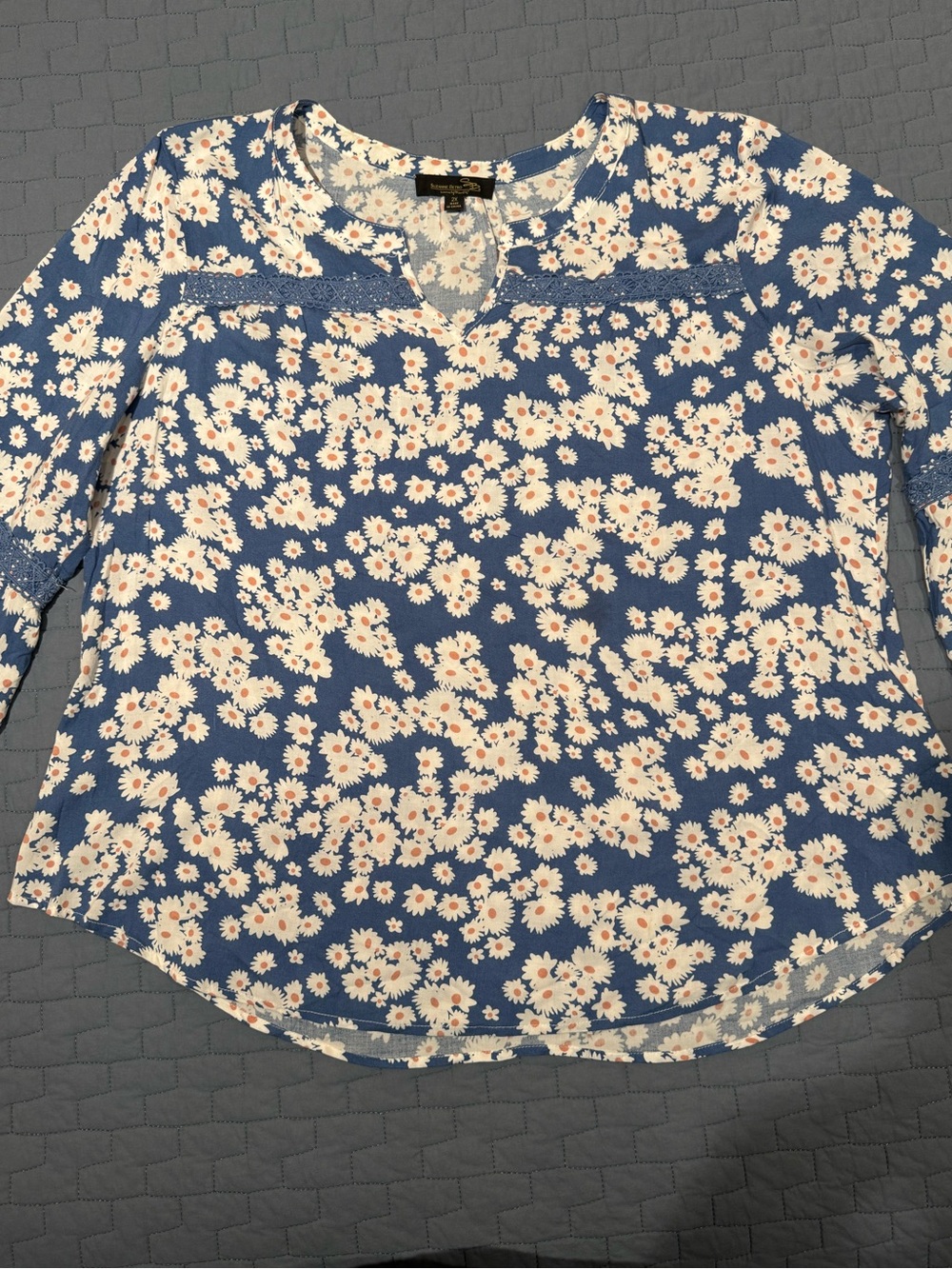 Suzanne Betro Blue Floral V-Neck Blouse with Cream Flowers